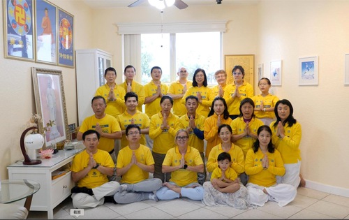 Image for article Falun Dafa Practitioners in the Eastern US Respectfully Wish Master Li Hongzhi a Happy Chinese New Year