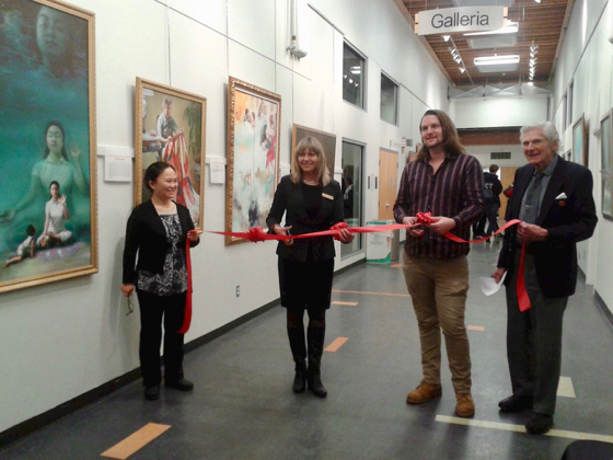Image for article Kelowna, Canada: Art of Zhen Shan Ren International Exhibition Brings Hope and Courage