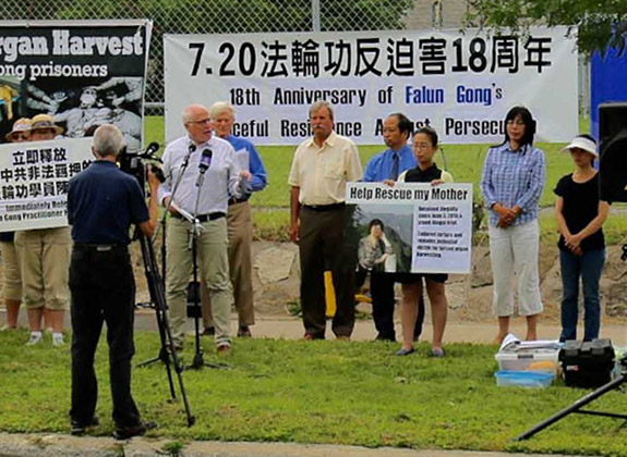 Image for article Ottawa, Canada: Rally Supports Peaceful Resistance Against Persecution of Falun Gong